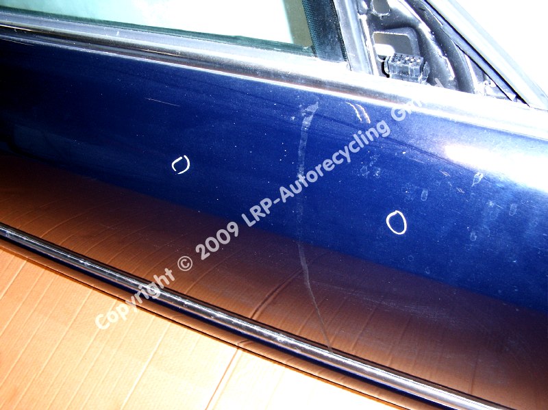 Audi A8 D2 Tür vorn rechts LY5K Brillantblau BJ2000